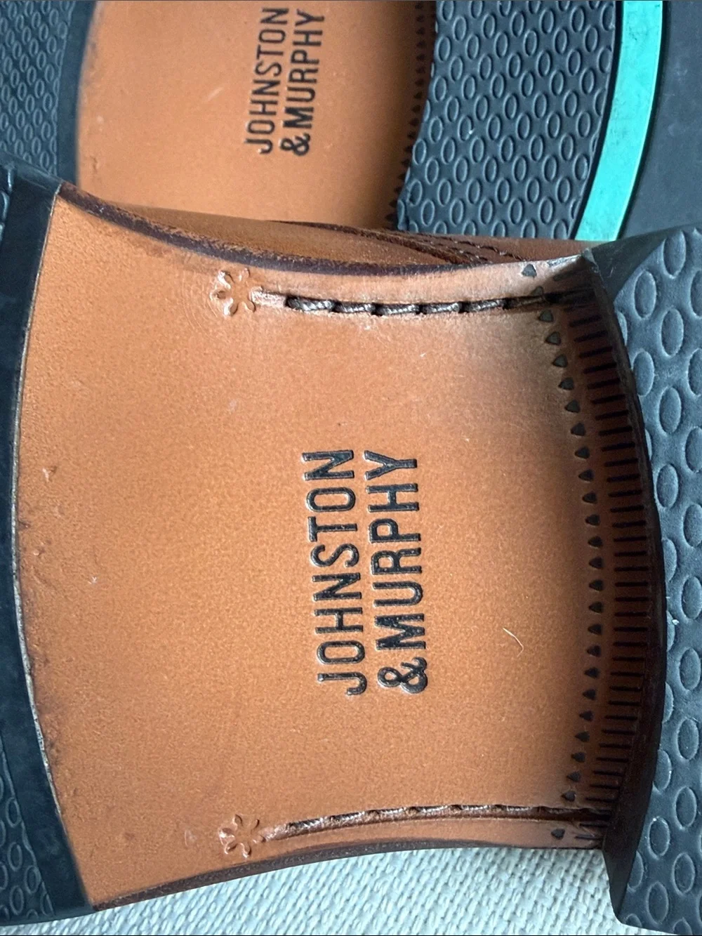 Johnston & Murphy XC Flex Raleigh Chukka boots in brown tan full-grain leather 9